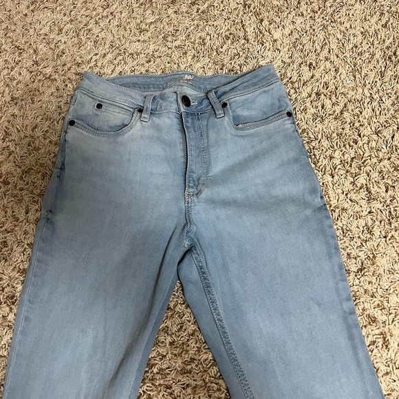 Womens Wrangler retro bell bottom jeans - Picture 2 of 2